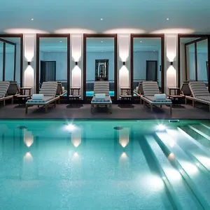 J.k. Place Hotel Paris